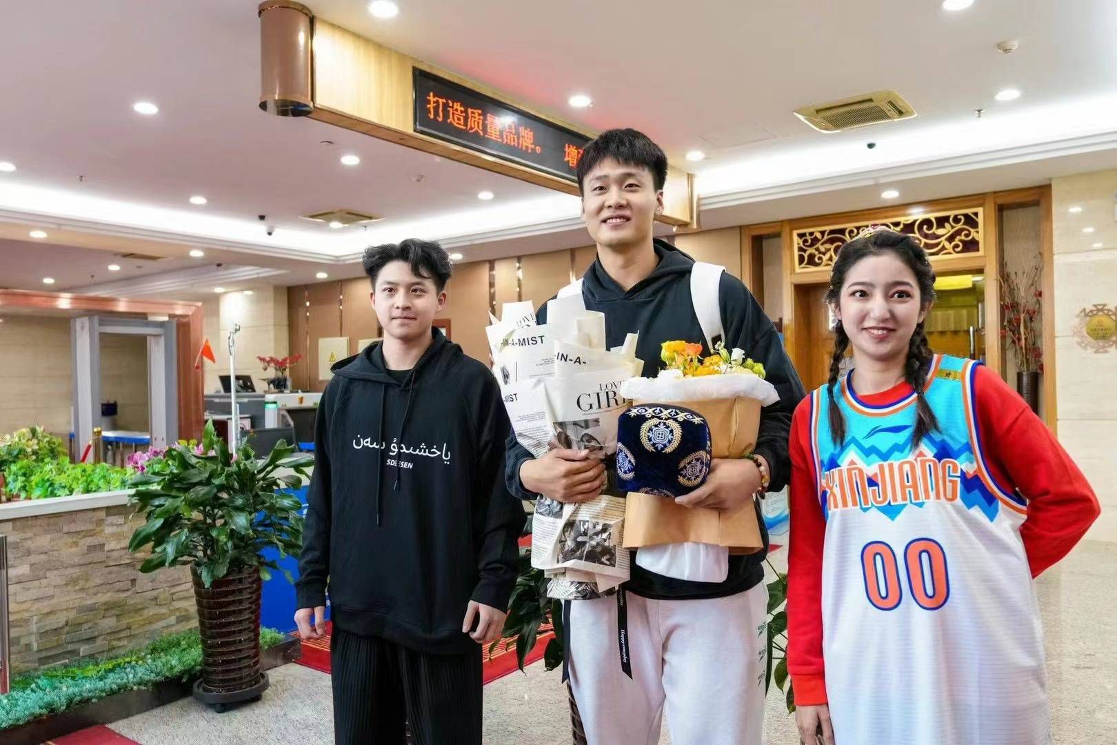 《阿凡达5》: 2028年12月22日《阿凡达5》: 2028年12月22日《阿飞正传》不仅有着超高的艺术价值，还有着电影史上空前绝后的超强卡司